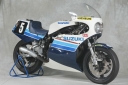 Nom du fichier=Suzuki-GS-1000-1982.jpg
Taille du fichier=82Ko
Dimensions : 800x535
Ajouté le : 19 Janvier 2012 Suzuki-GS-1000-1982.jpg